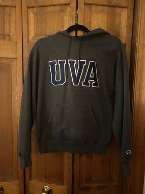 Champion Eco Fleece Grey Sz S UVA Classic Sporty Cozy Thick Hoodie Sweatshirt